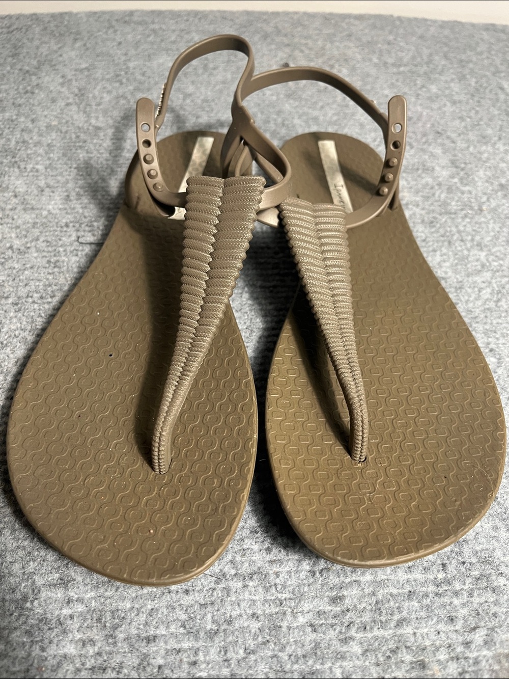 Ipanema Olive Brown T-Strap Women's Sandals